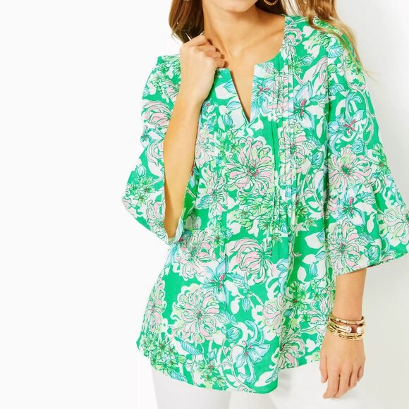 Lilly Pulitzer Hollie Linen Tunic in Spearmint Blossom Views Size Medium - Picture 1 of 4